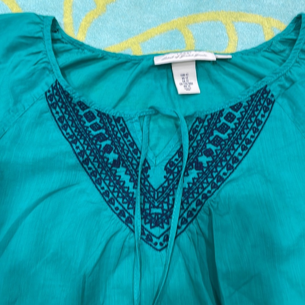 L.O.G.G. BLOUSE